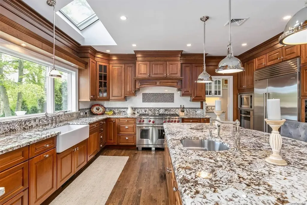 8 Riverview Terrace Smithtown NY 11787