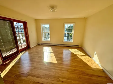 70 Hewlett Avenue Point Lookout NY 11569