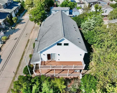 70 Hewlett Avenue Point Lookout NY 11569