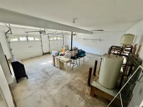70 Hewlett Avenue Point Lookout NY 11569