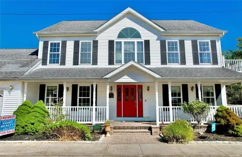 70 Hewlett Avenue Point Lookout NY 11569
