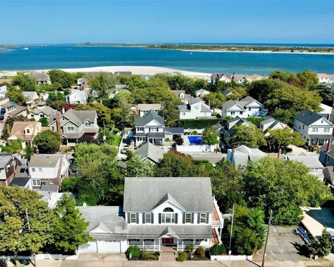 70 Hewlett Avenue Point Lookout NY 11569