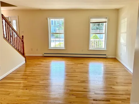 70 Hewlett Avenue Point Lookout NY 11569