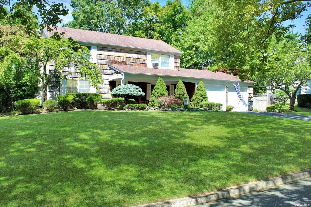 23 Mosshill Place Stony Brook NY 11790