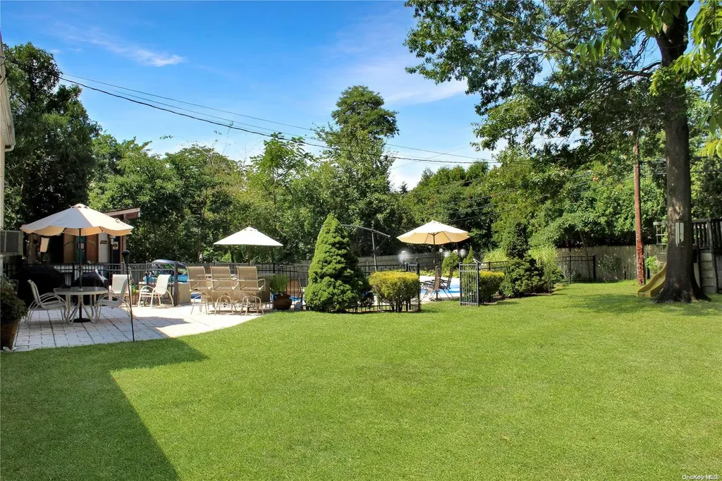 23 Mosshill Place Stony Brook NY 11790