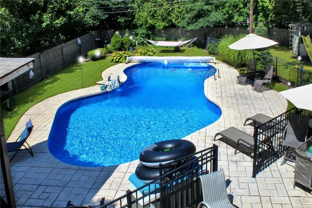 23 Mosshill Place Stony Brook NY 11790