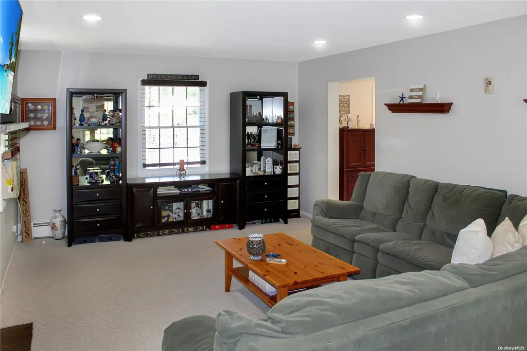 23 Mosshill Place Stony Brook NY 11790