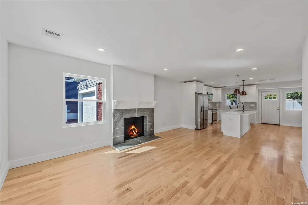 53 Harris Avenue Hewlett NY 11557