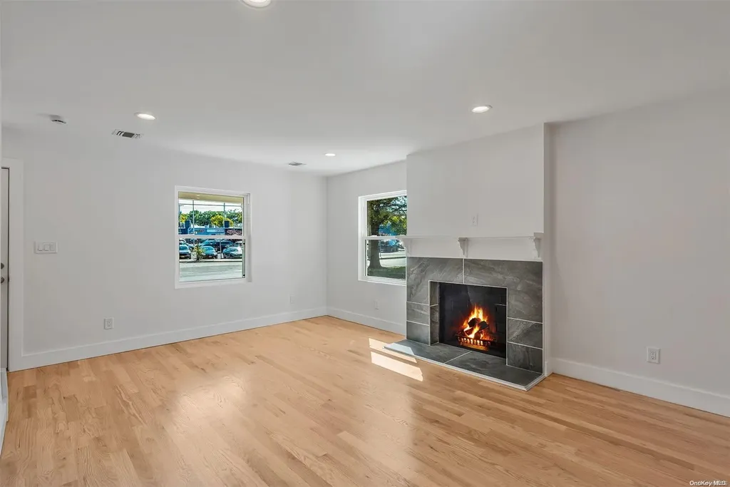53 Harris Avenue Hewlett NY 11557