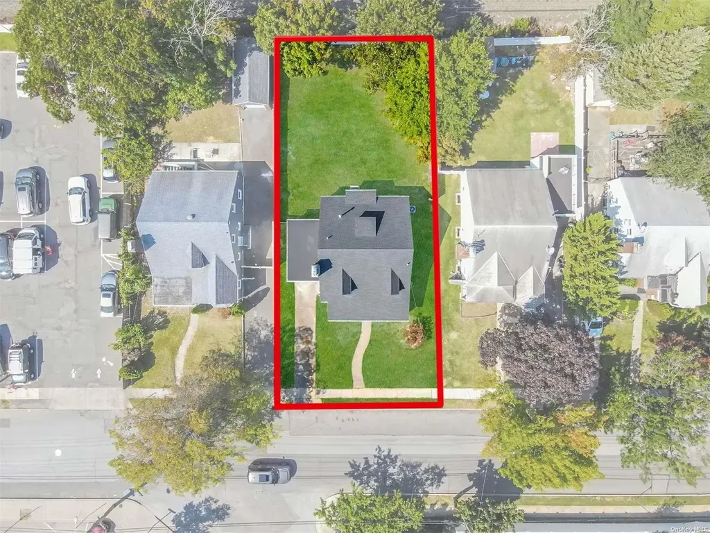 53 Harris Avenue Hewlett NY 11557
