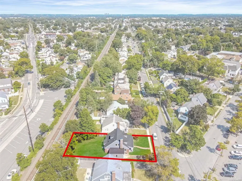 53 Harris Avenue Hewlett NY 11557