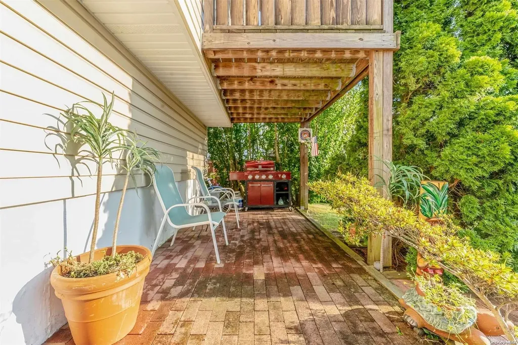 36 Ruland Road Selden NY 11784