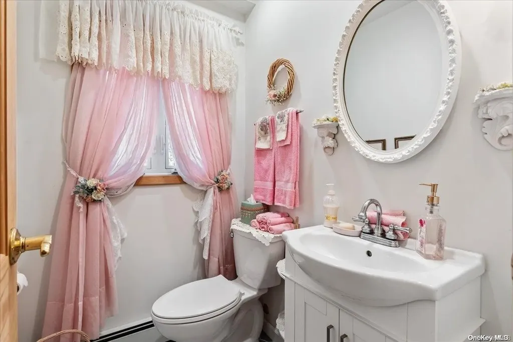 60 Cedar Avenue Bethpage NY 11714