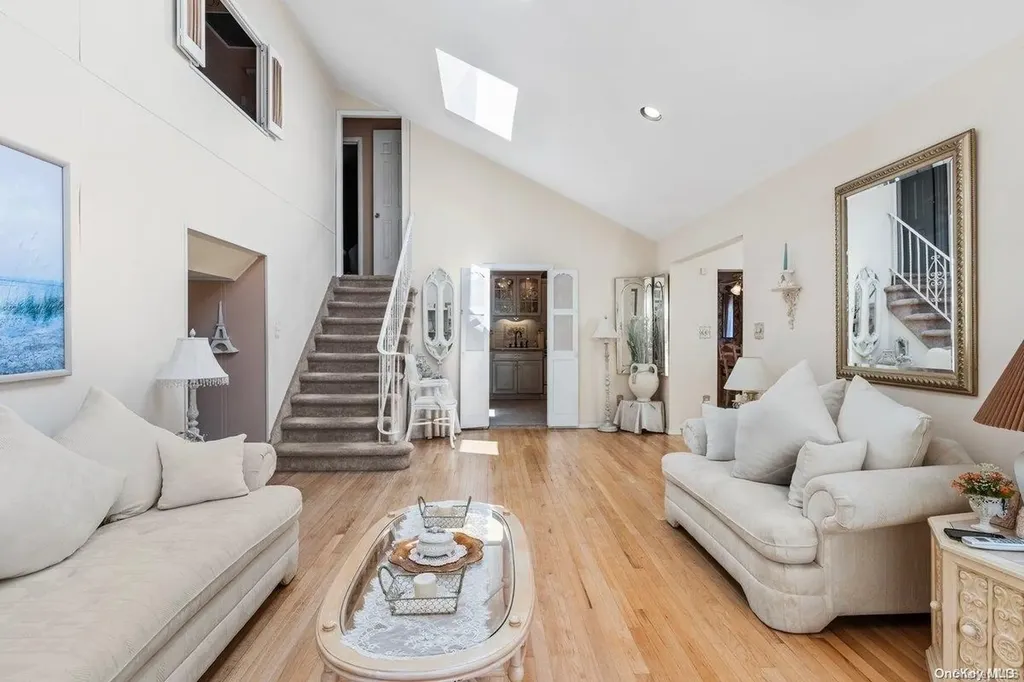 60 Cedar Avenue Bethpage NY 11714