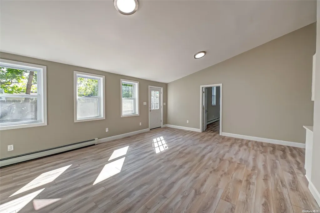 21 Marie Lane Central Islip NY 11722