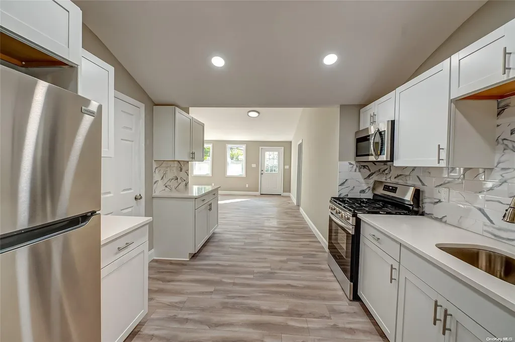 21 Marie Lane Central Islip NY 11722