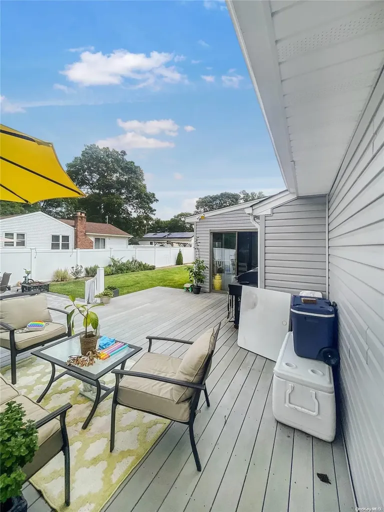 19 Evans Street Patchogue NY 11772