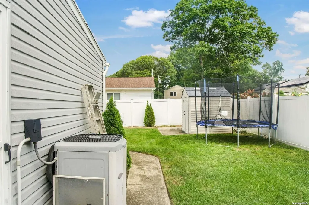 19 Evans Street Patchogue NY 11772