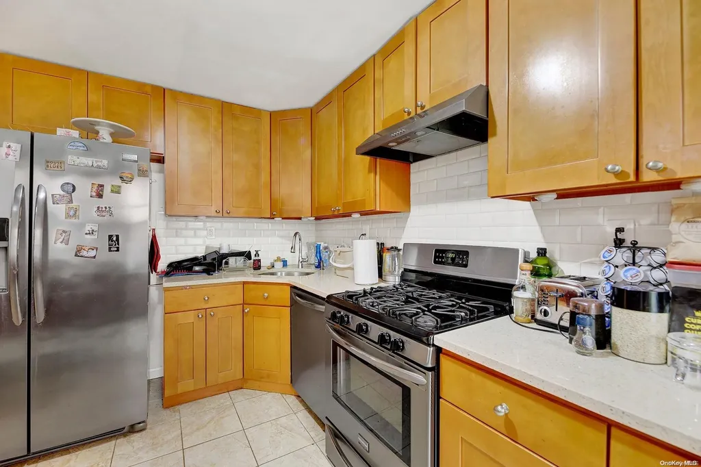 1437 Pacific Street Brooklyn NY 11216
