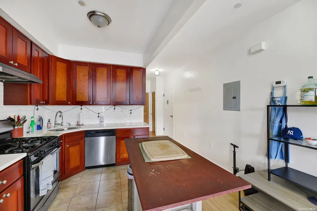 1437 Pacific Street Brooklyn NY 11216