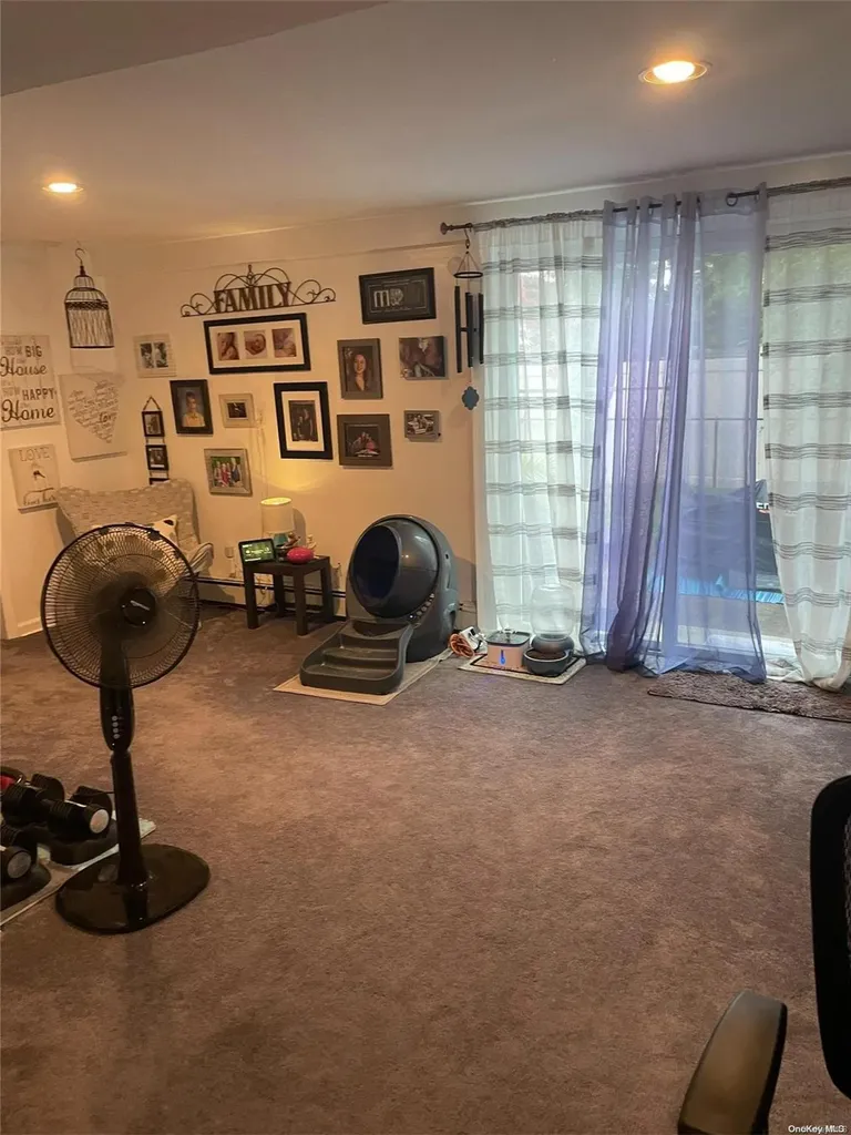 13 Truxton Road Island Park NY 11558