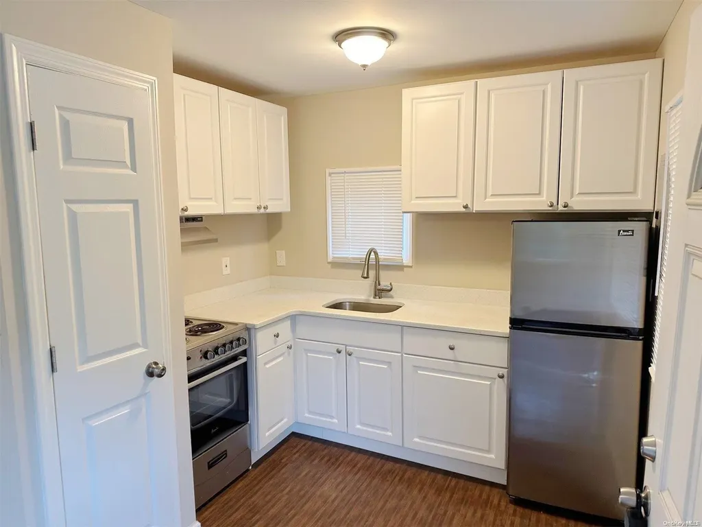 79 Queen Drive Sound Beach NY 11789