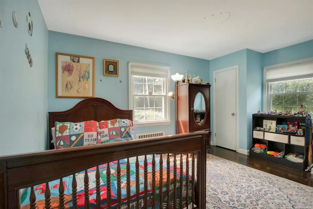 18 Addison Lane Greenvale NY 11548