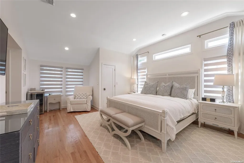 3 Provence Lane Glen Head NY 11545