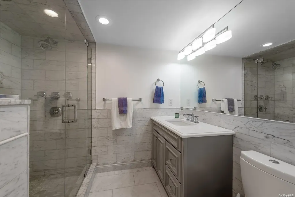 3 Provence Lane Glen Head NY 11545