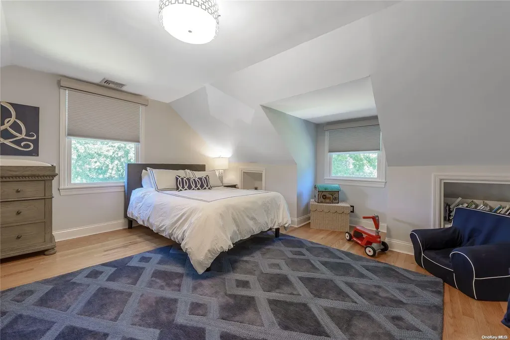 3 Provence Lane Glen Head NY 11545