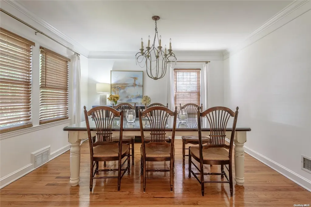 3 Provence Lane Glen Head NY 11545