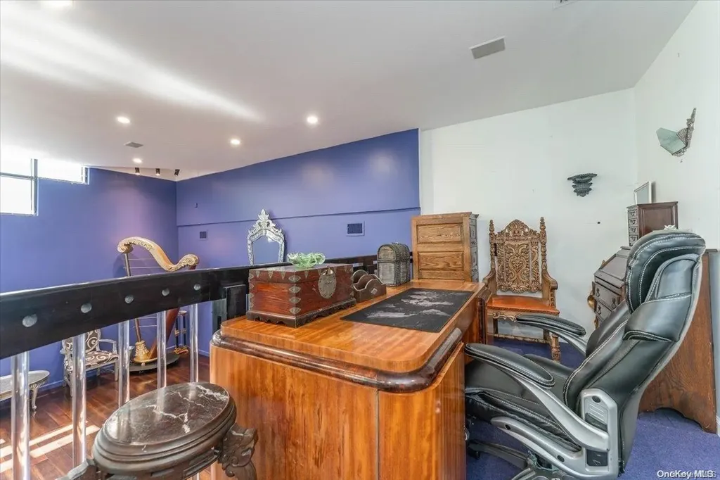 960 E End Woodmere NY 11598
