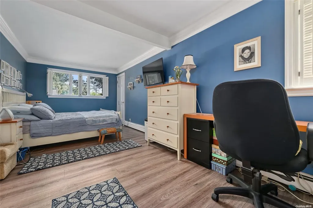 11 Muncey Road Bay Shore NY 11706