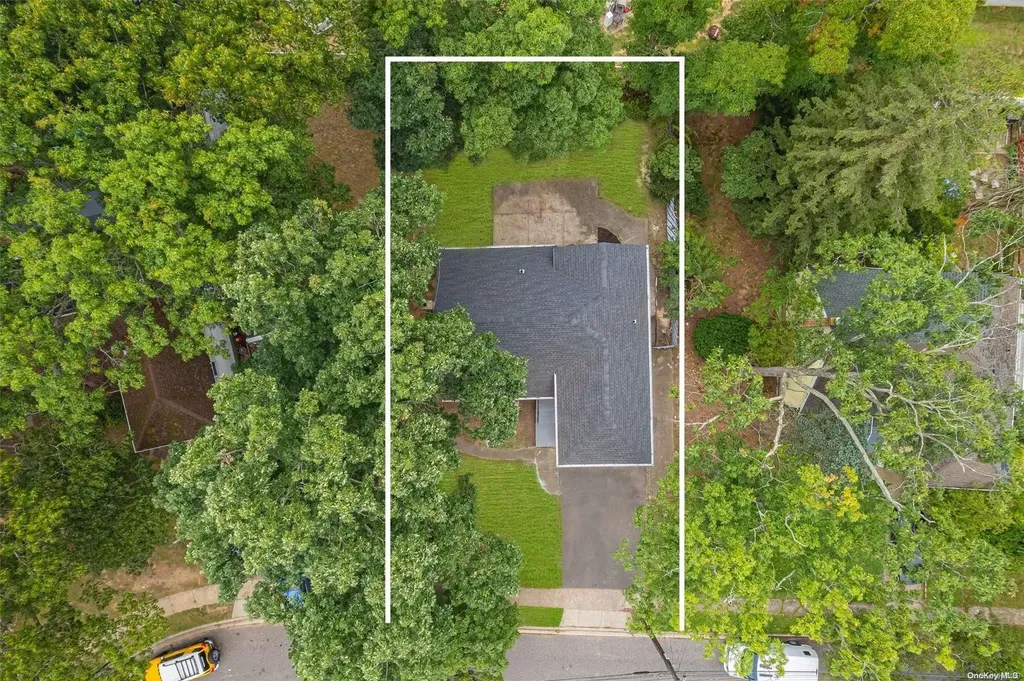 54 Hausch Boulevard Roosevelt NY 11575
