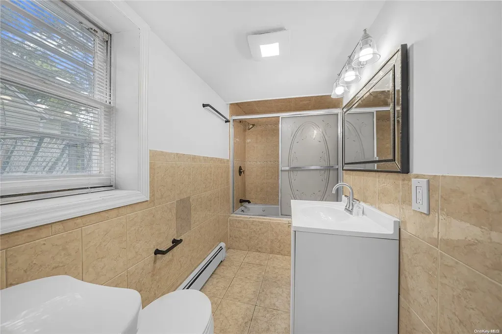 54 Hausch Boulevard Roosevelt NY 11575