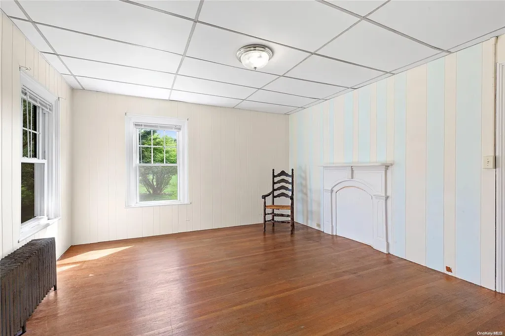 2700 Main Road Laurel NY 11948