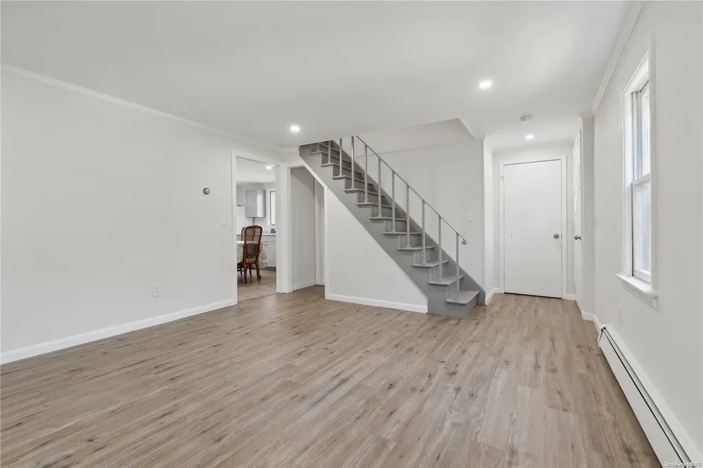 2700 Main Road Laurel NY 11948