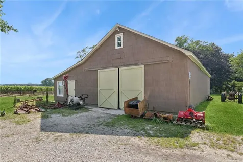 2700 Main Road Laurel NY 11948