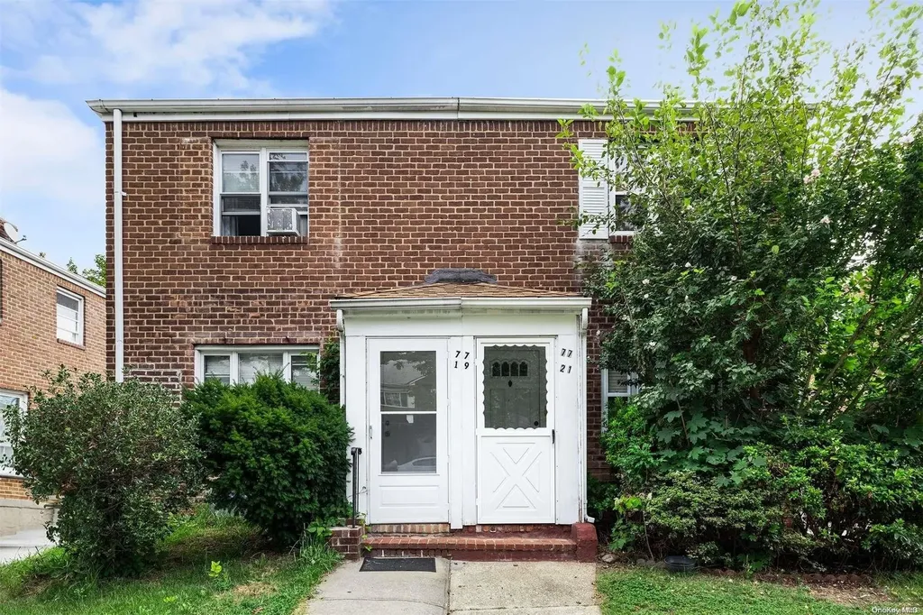 77-21 249th Street Bellerose NY 11426