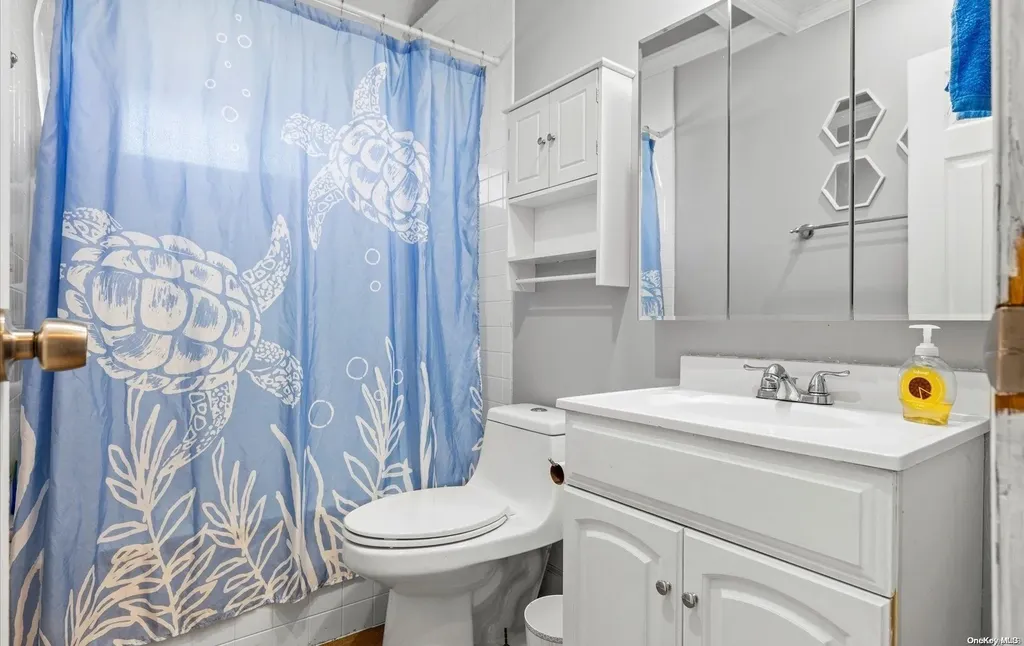 8 Kobb Boulevard Babylon NY 11702