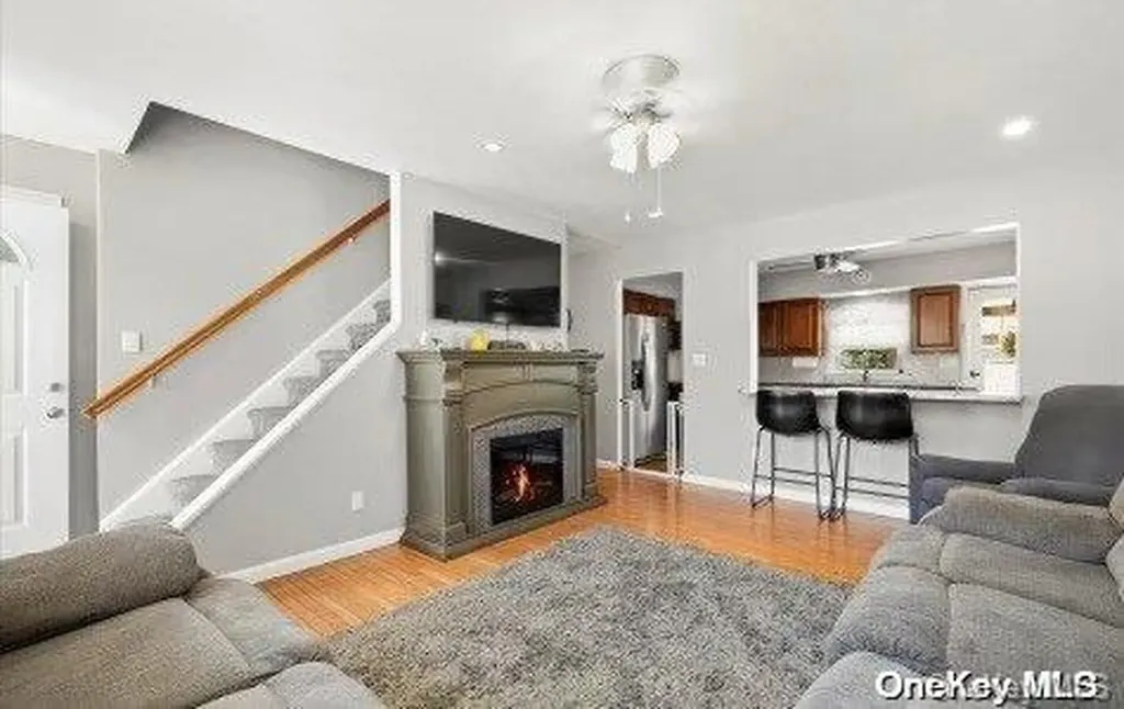 8 Kobb Boulevard Babylon NY 11702