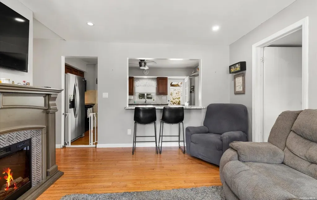 8 Kobb Boulevard Babylon NY 11702