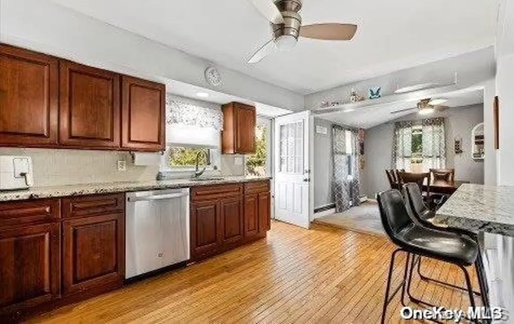 8 Kobb Boulevard Babylon NY 11702