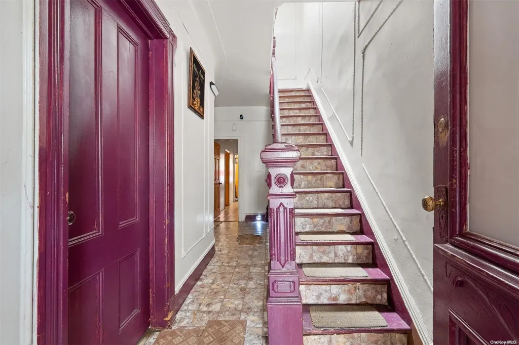 17 Pine Street Brooklyn NY 11208