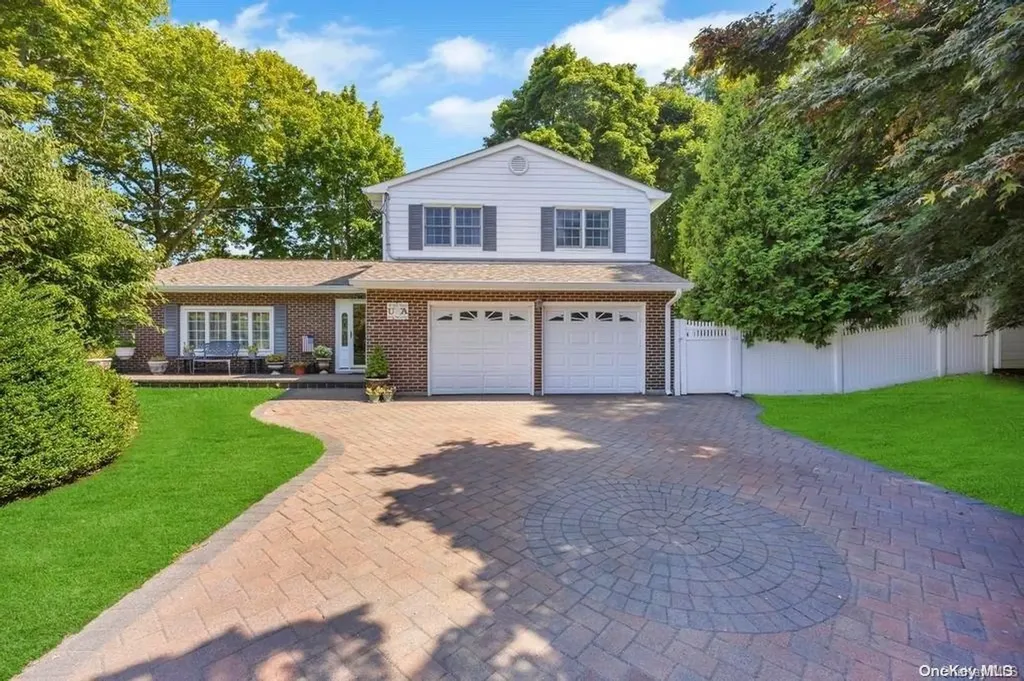 37 View Drive Miller Place NY 11764