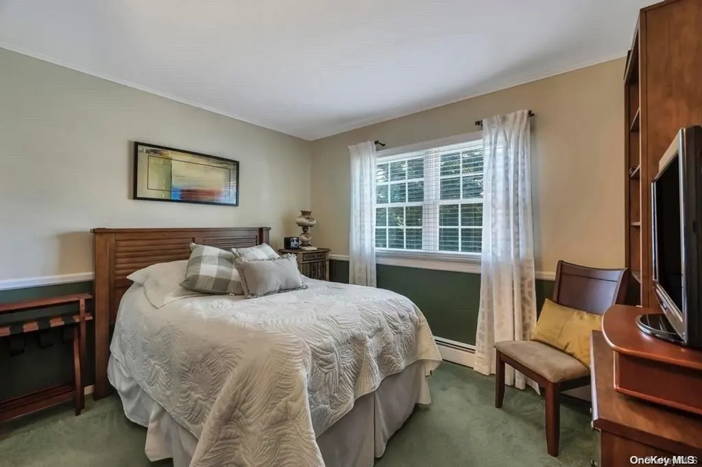 37 View Drive Miller Place NY 11764