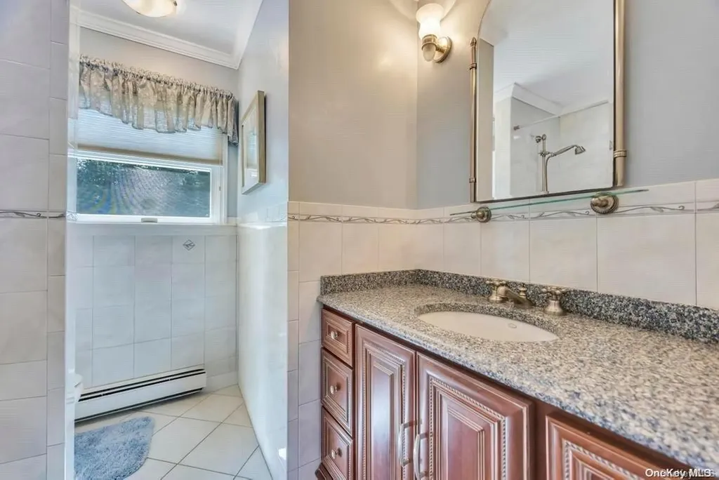 37 View Drive Miller Place NY 11764