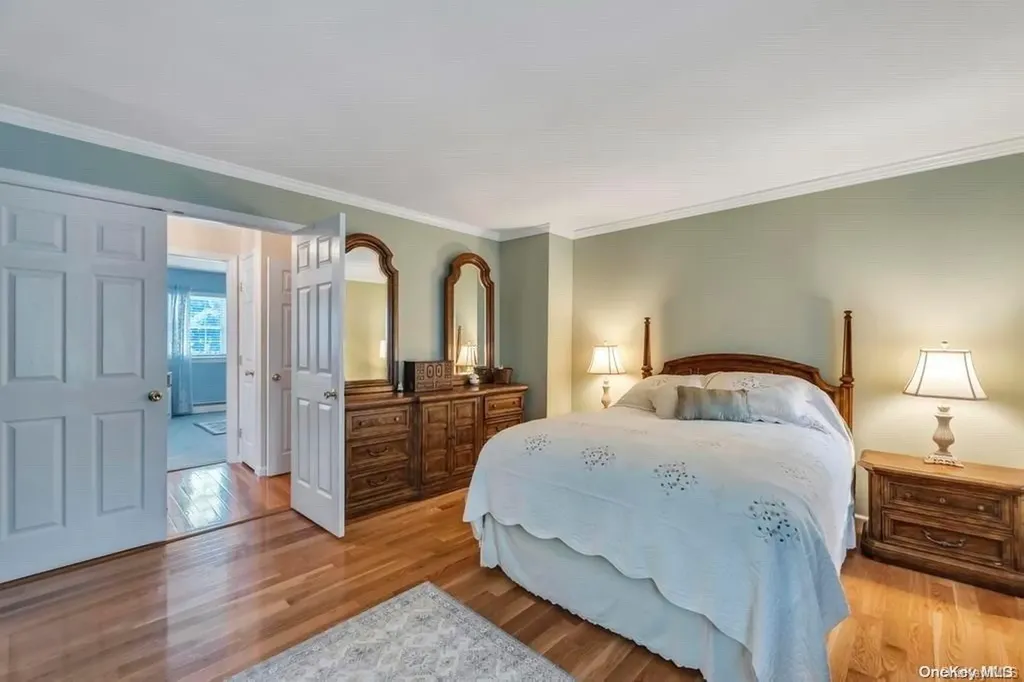 37 View Drive Miller Place NY 11764