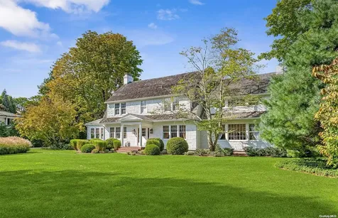 32 Davids Lane East Hampton NY 11937