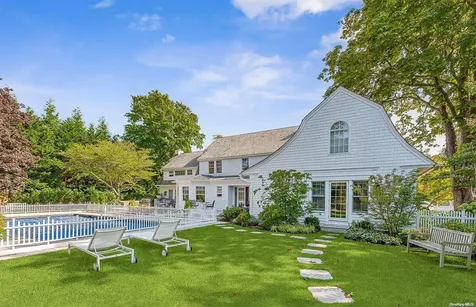 32 Davids Lane East Hampton NY 11937